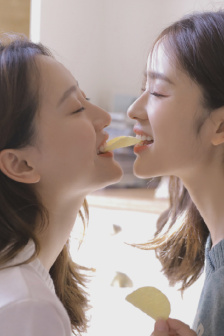诱人的飞行在线看